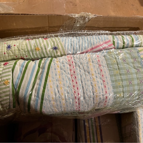 New Pottery Barn Kids (PBK) bed set vintage! - Picture 4 of 5